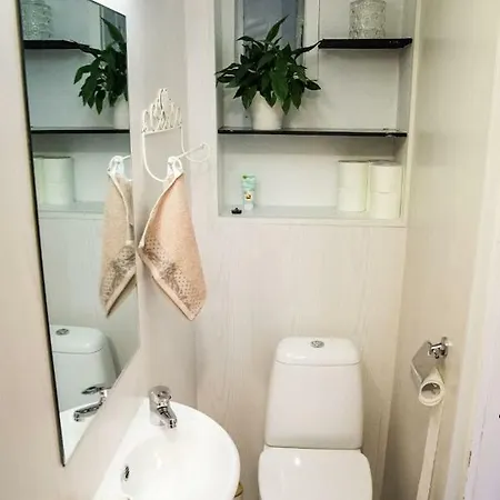 דירה Cozy Free Parking טאלין