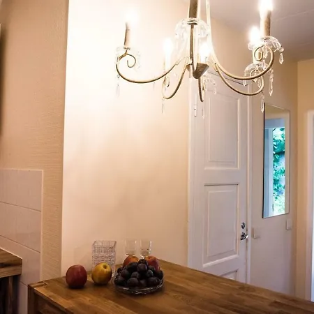 Cozy Free Parking 아파트